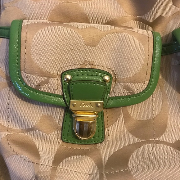 Coach purse - Apple green and tan - Picture 2 of 5